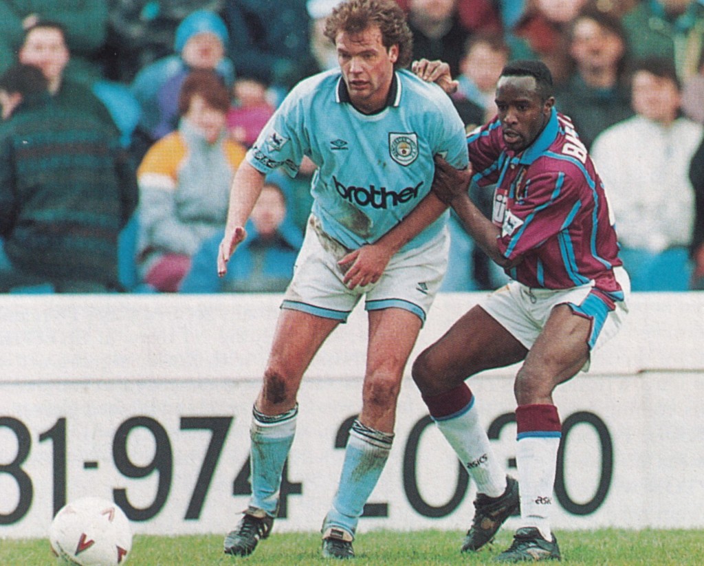 aston villa home 1993 to 94 action924