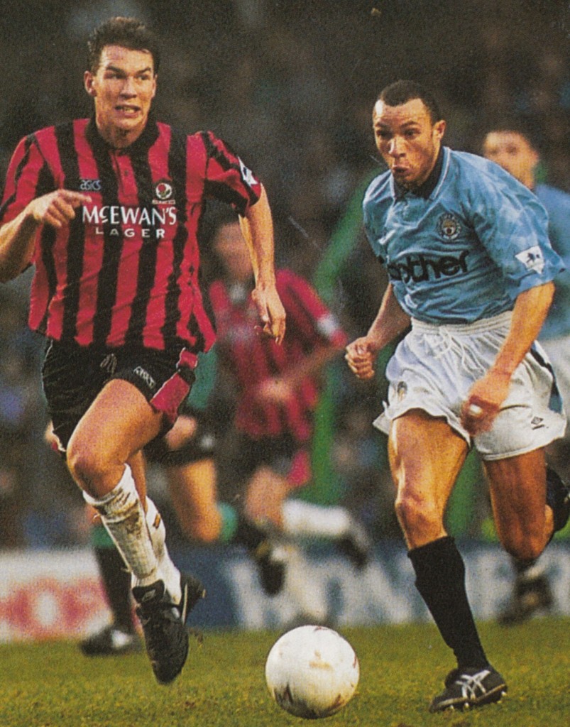 blackburn home 1992 to 93 action6