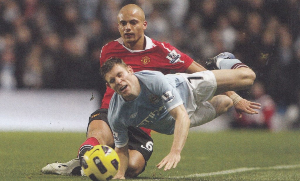 man utd home 2010 to 11 action56