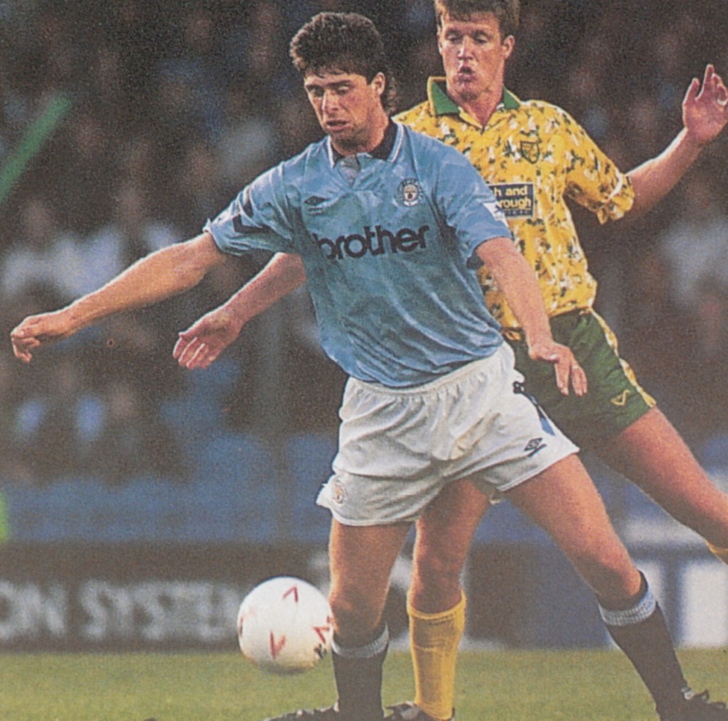 norwich home 1992 to 93 action5