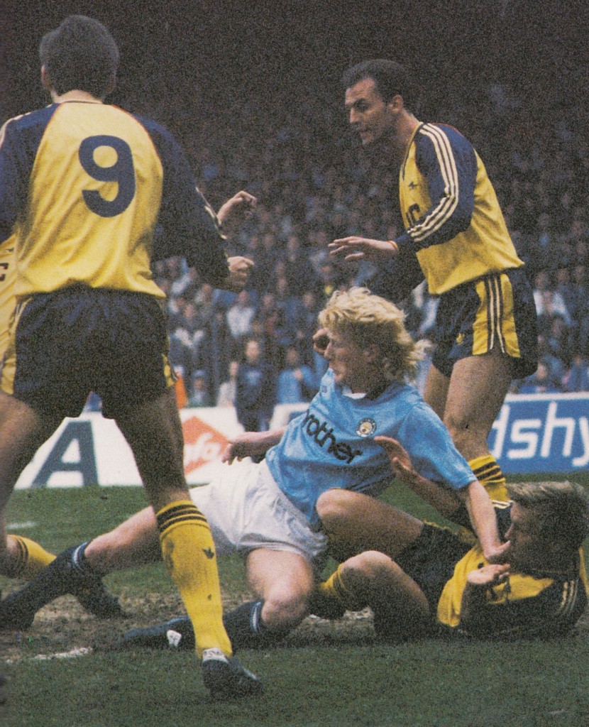 arsenal home 1989 to 90 action7