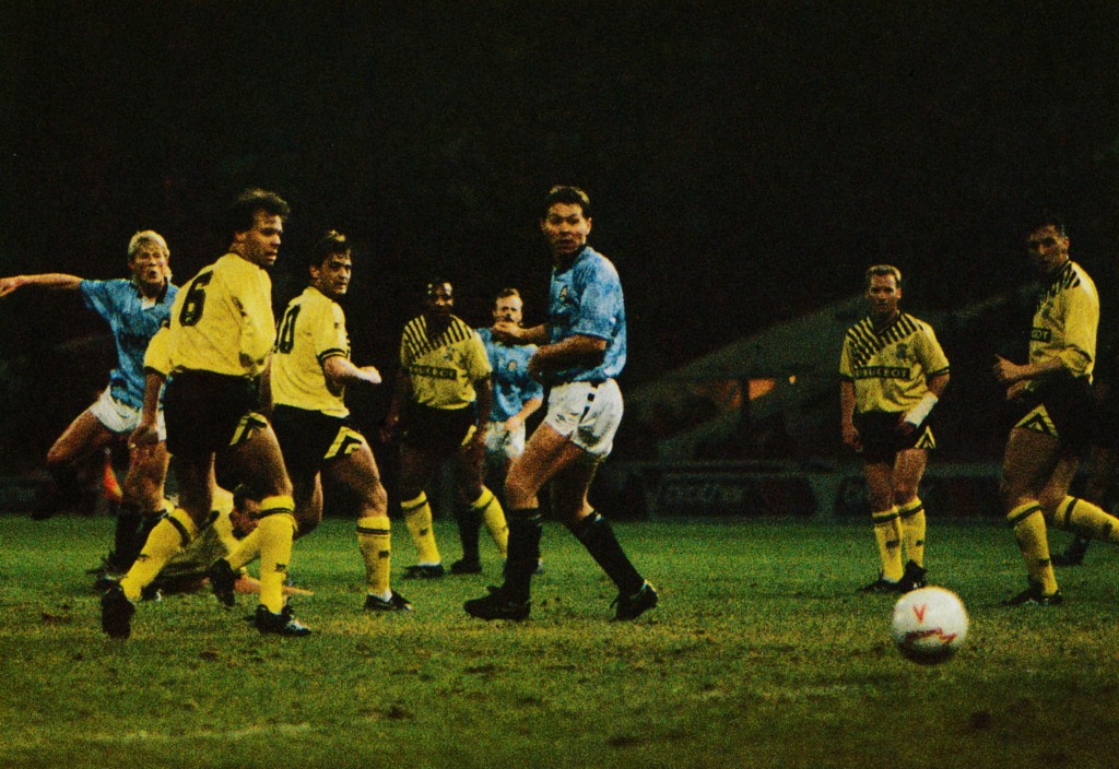 coventry littlewoods cup 1989 to 90 action6