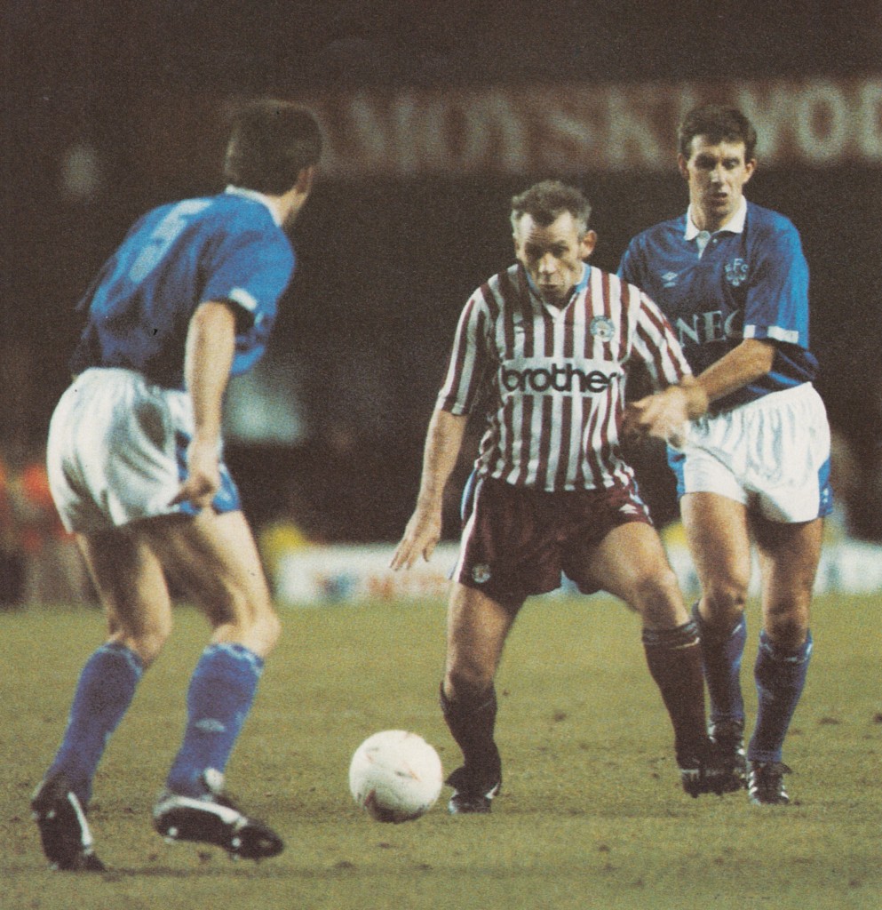 everton away 1989 to 90 action6