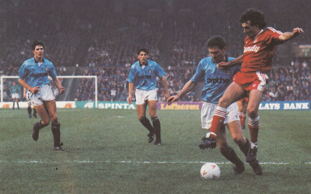 liverpool home 1989 to 90 action4