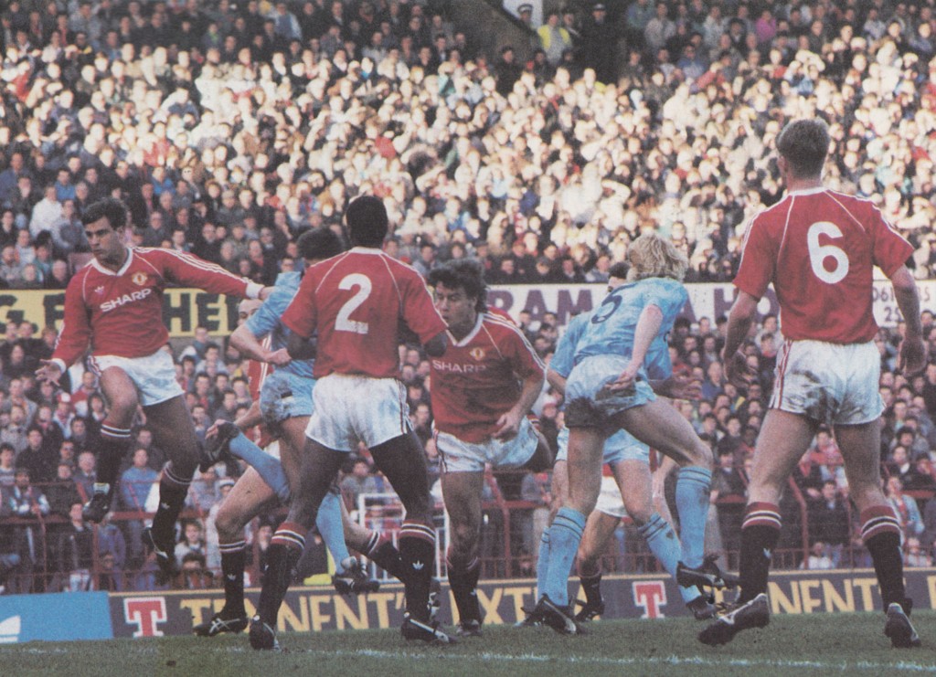 man utd away 1989 to 80 action8