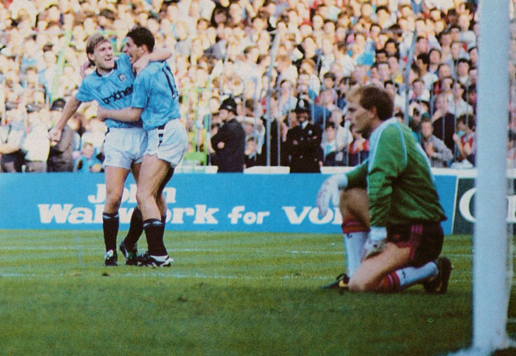 man utd home 1989 to90 hinchcliffe goal 5