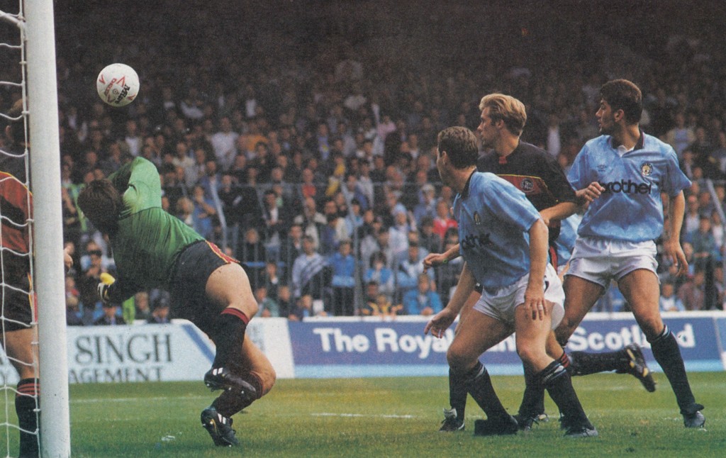 qpr home 1989 to 90 action10