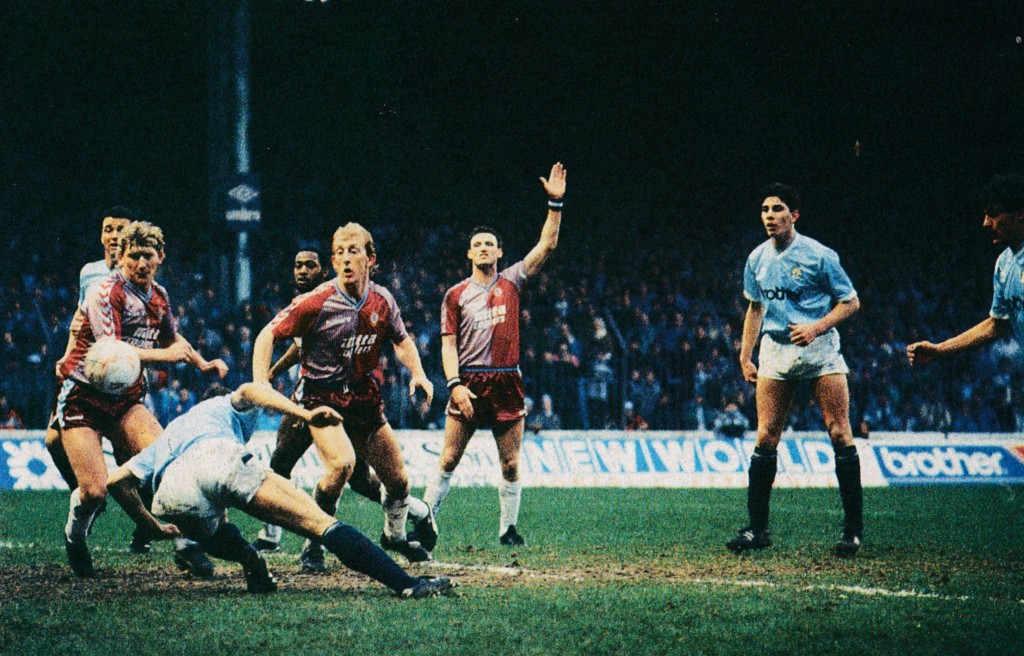 aston villa hom 1987 to 88 action6