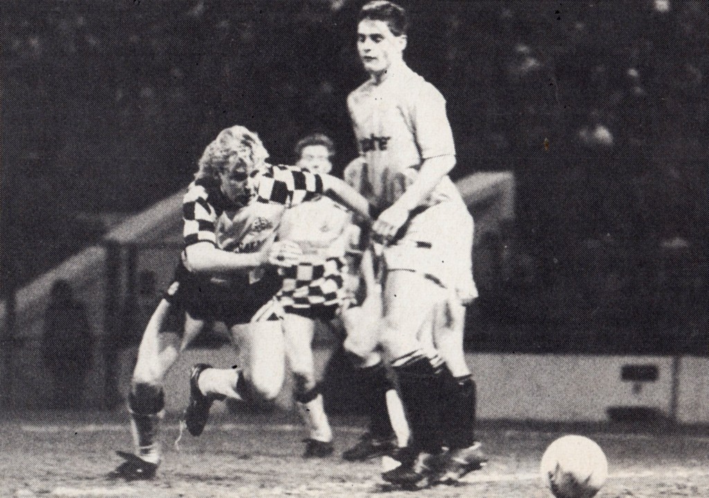 huddersfield fa cup home replay 1987 to 88 action6