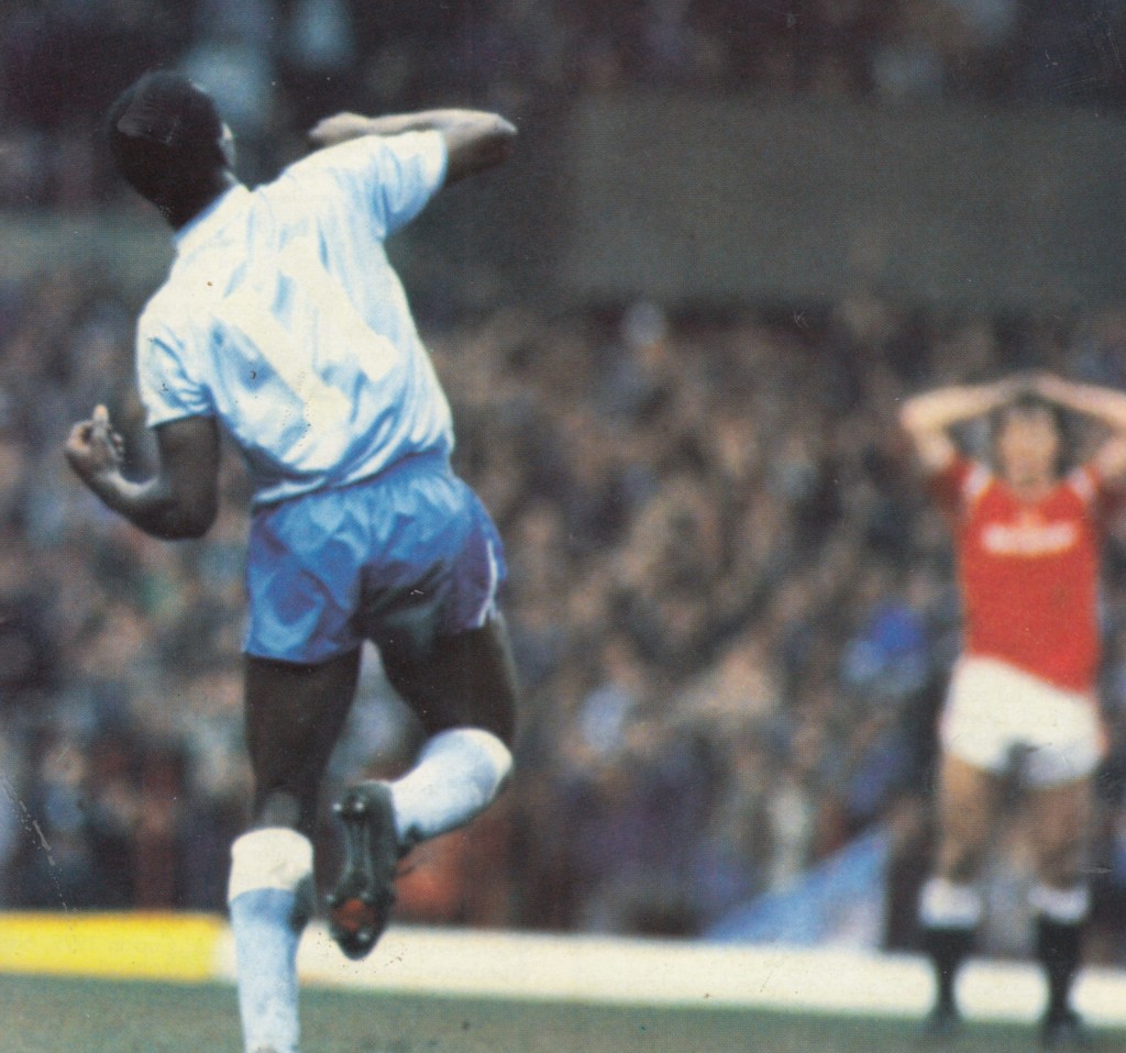 Manchester United away 1985 to 86 goal