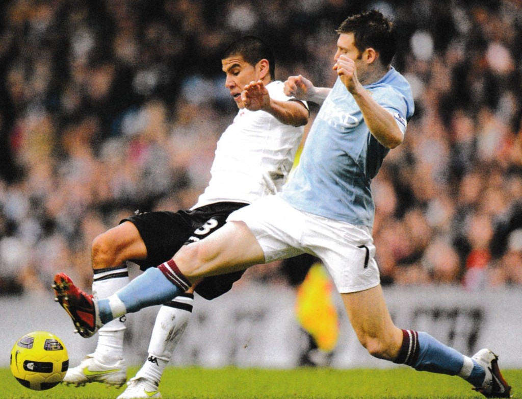 fulham home 2010 to 11 action87