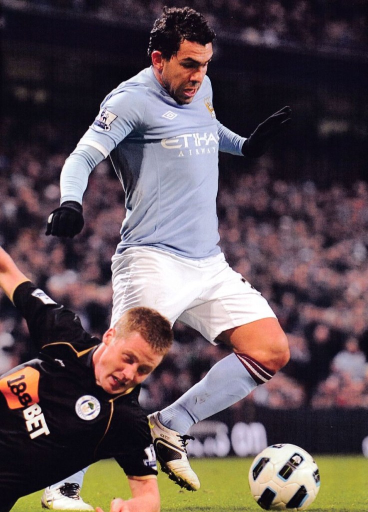 wigan home 2010 to 11 action156