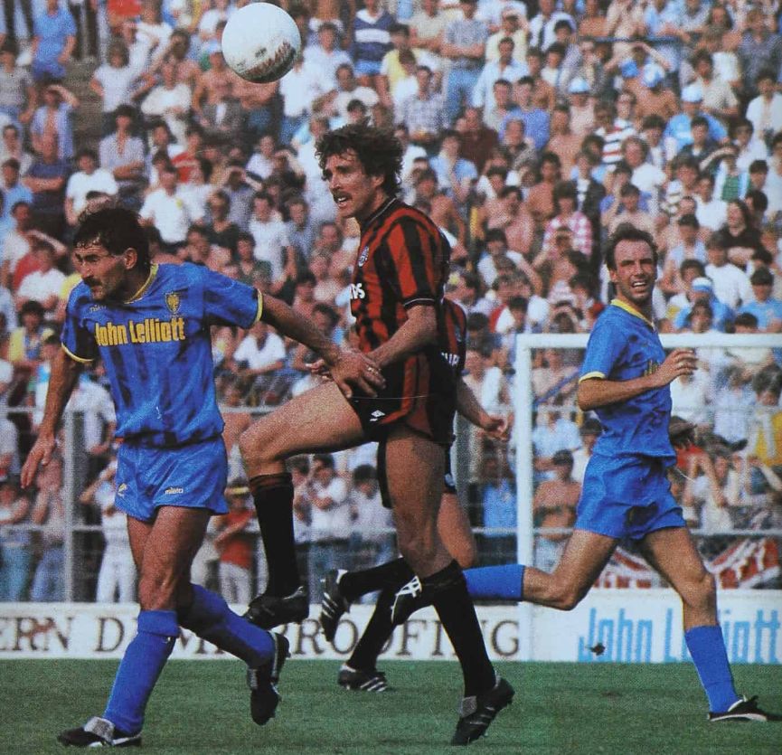 wimbledon away 1984 to 85 action685