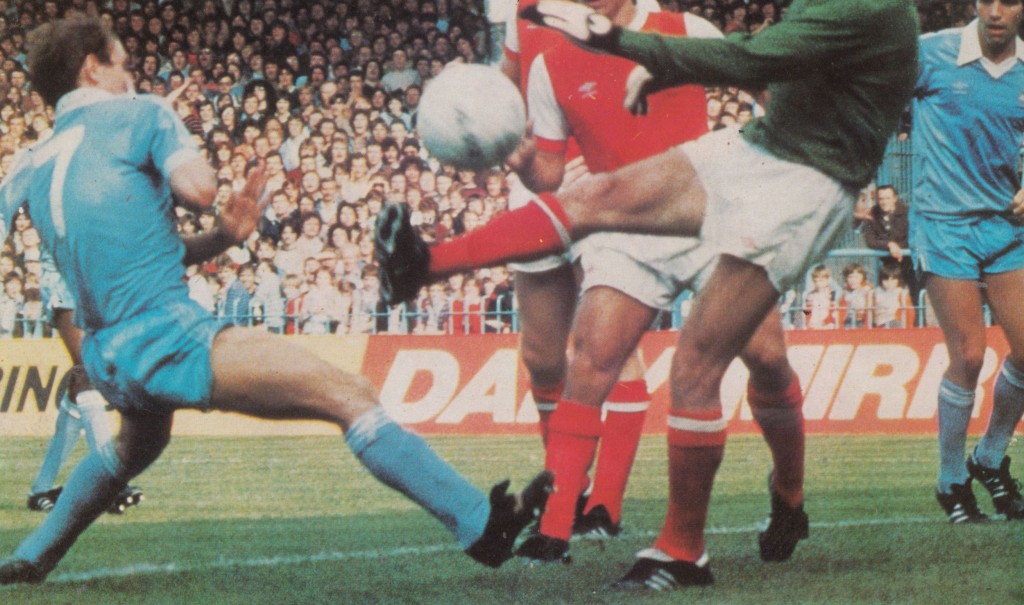 arsenal 1980 kit