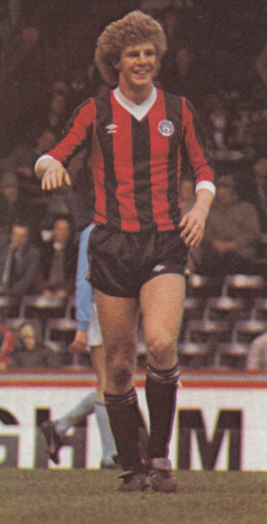 aston villa away 1981 to 82 action3