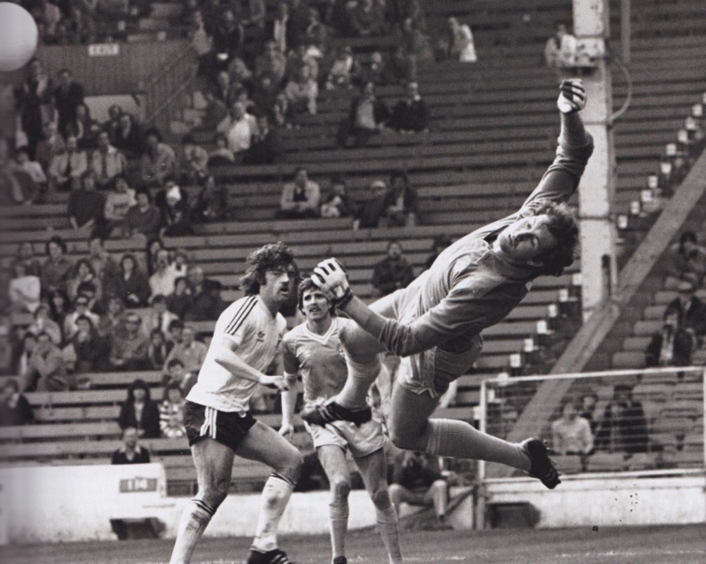 ipswich home 1981 to 82 action64