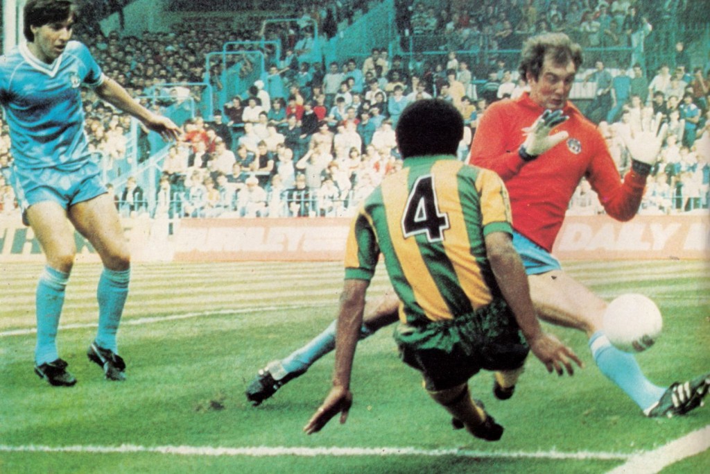 west brom home 1981 to 82 action12