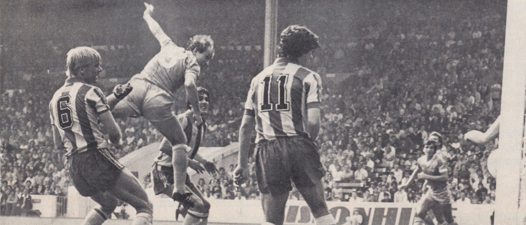 west brom home 1981 to 82 tueart goal3