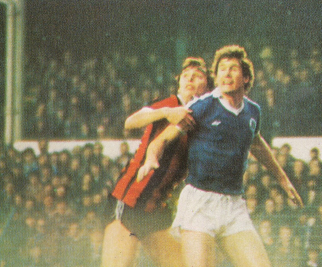 everton away 1979 to 80 action 11