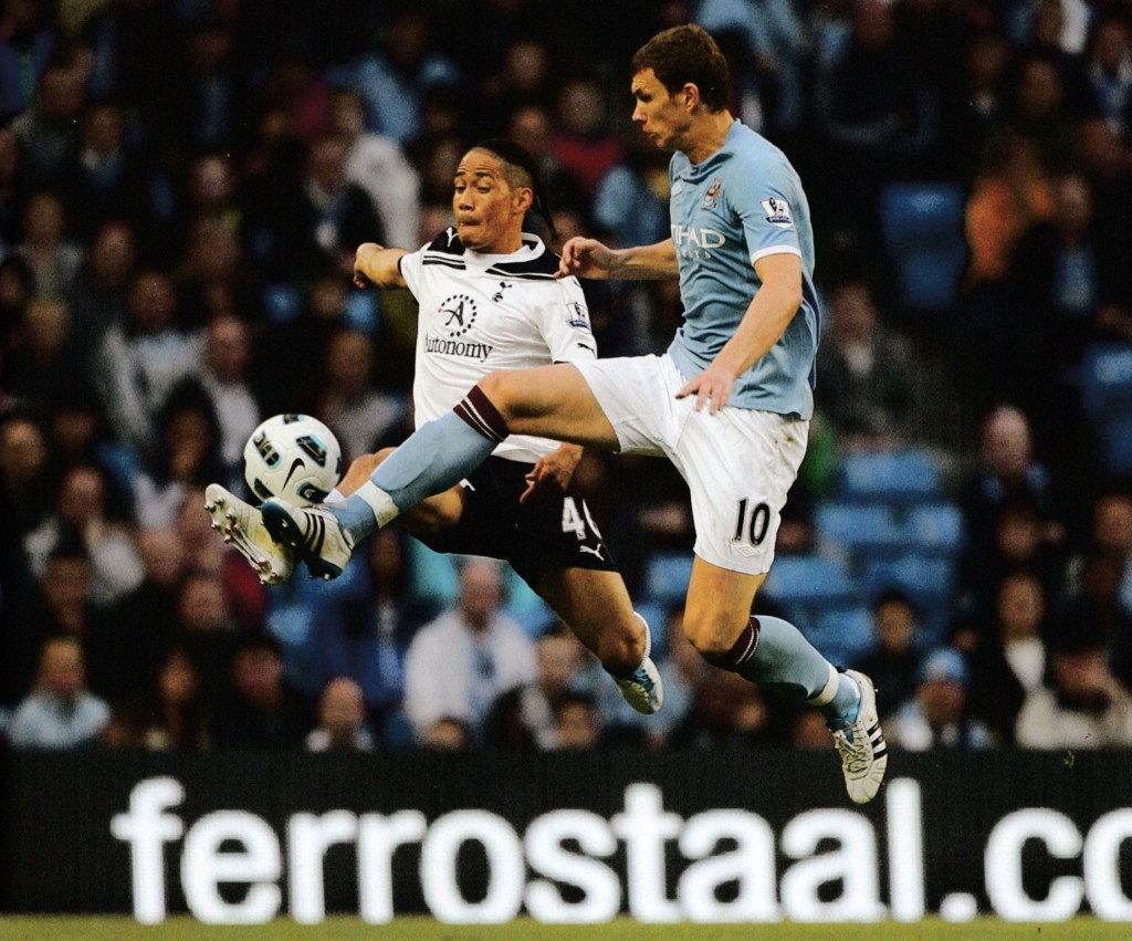 tottenham home 2010 to 11 action123