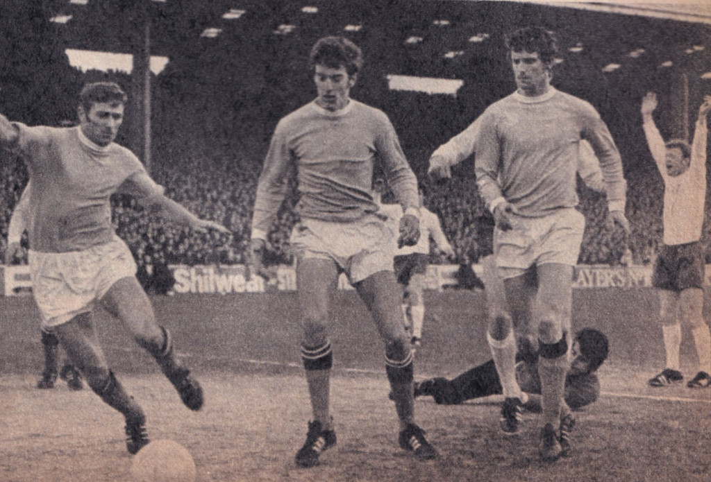 leeds home 1969 to 70 action56