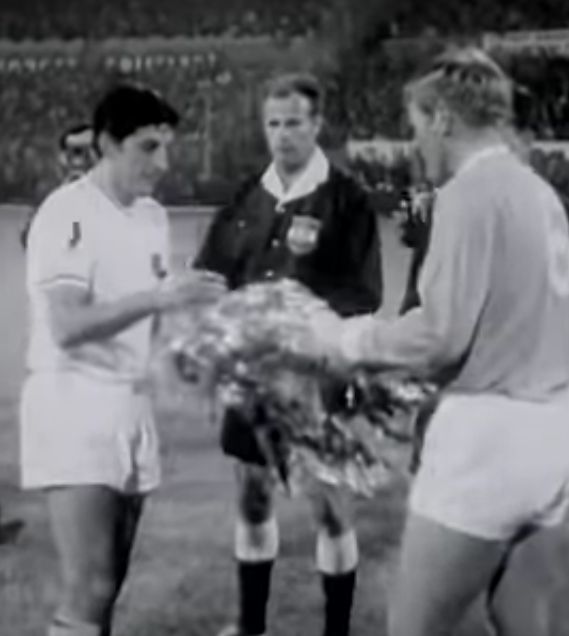 fenerbahce away 1968 to 69 captains