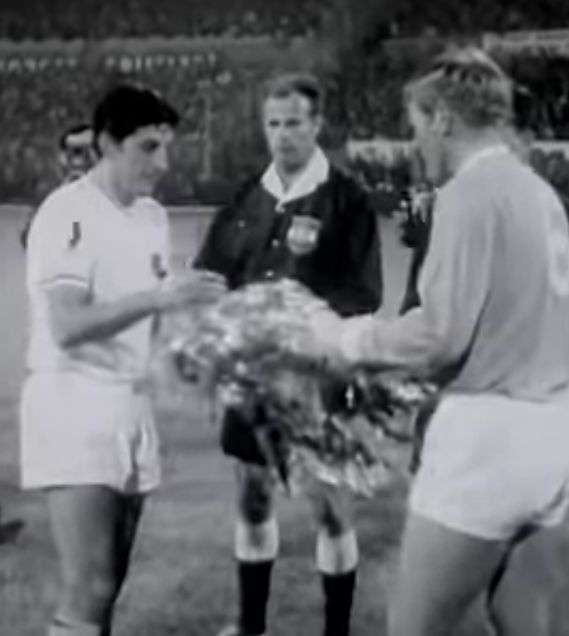 fenerbahce away 1968 to 69 captains