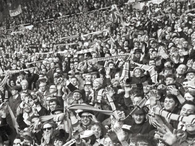 leicester 1969 fa cup final city fans celebrate