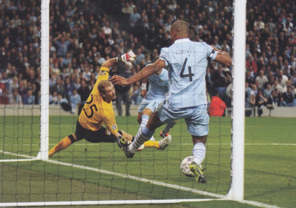 napoli home 2011 to 12 action85