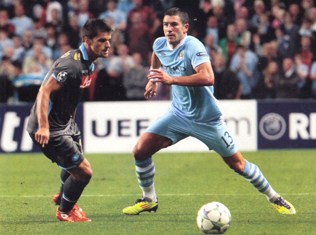 napoli home 2011 to 12 action92