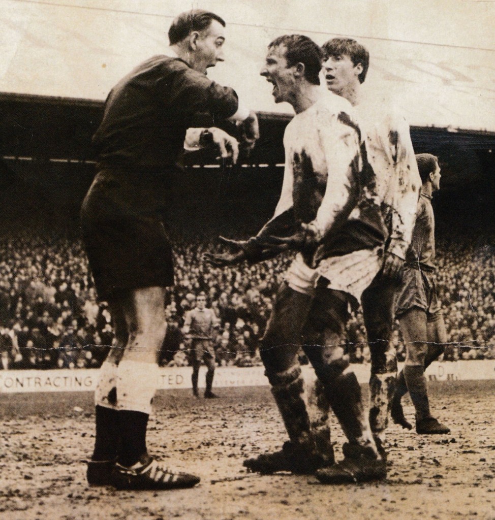 cardiff away fa cup 1966-67 action3