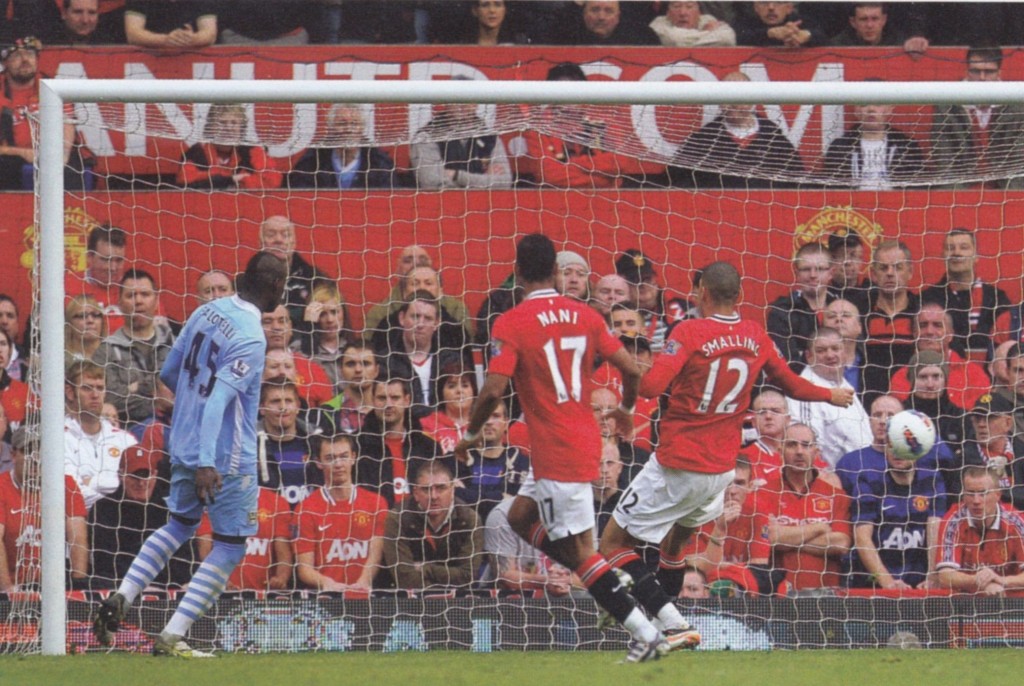 man utd away 2011 to 12 balotelli goal 41