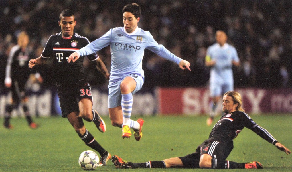 bayern munich home 2011 to 12 action04