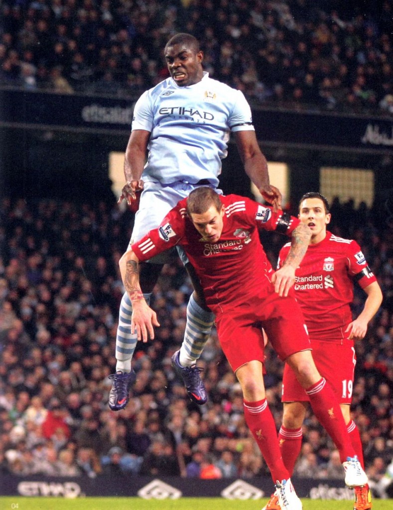 liverpool home 2011 to 12 action37