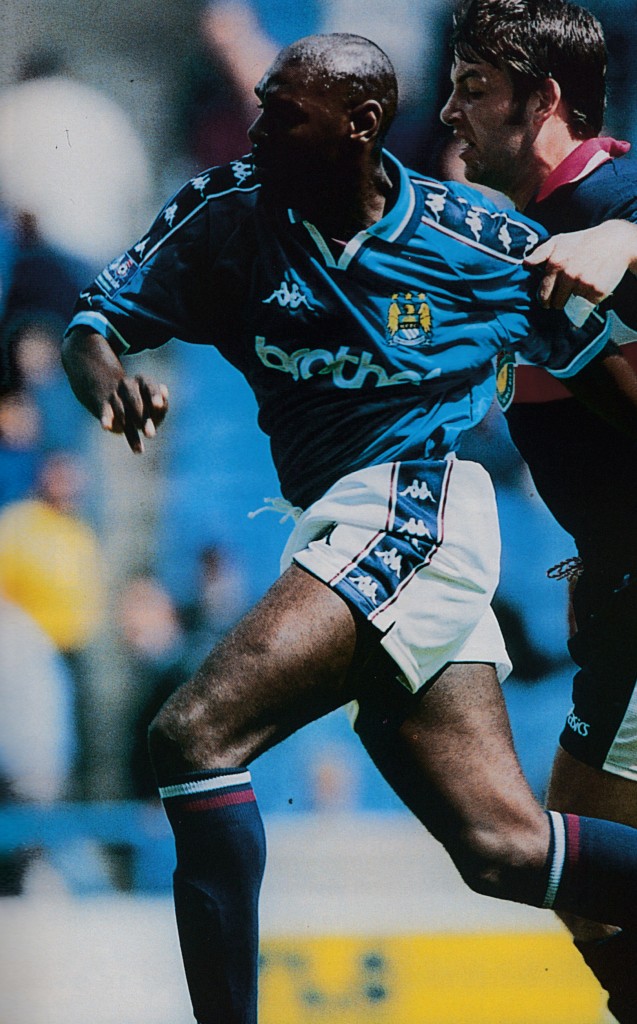 sunderland ian brightwells testimonial 1998 to 99 action11