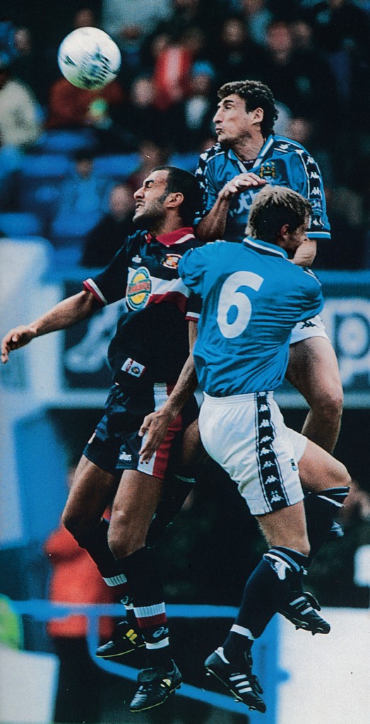 sunderland ian brightwells testimonial 1998 to 99 action6