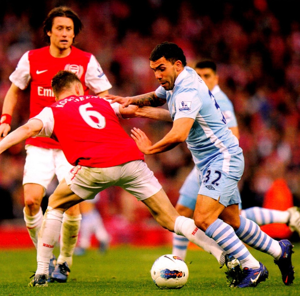 arsenal away 2011 to 12 action888