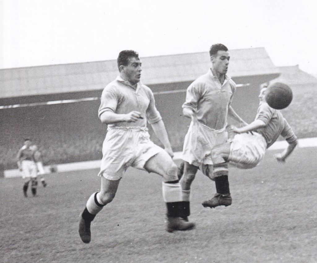 charlton away 1937 to 38 action6