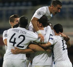 viktoria plzen away 2013 to 14 dzeko goal2