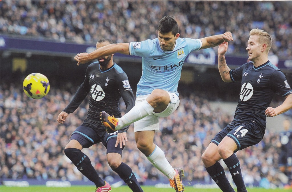 tottenham home 2013 to 14 aguero goal6
