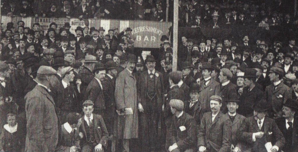 1900 to 01 balfour opens stand sep 1900