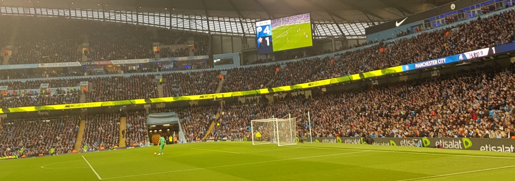 Southampton home 2018 to 19 4-1