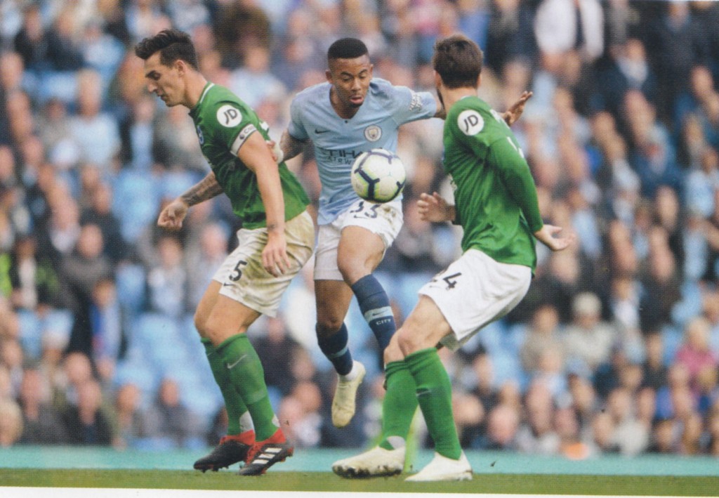 brighton home 2018 to 19 action3