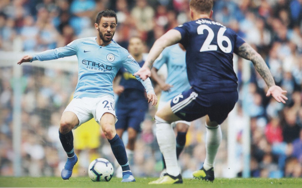 fulham home 2018 to 19 action4