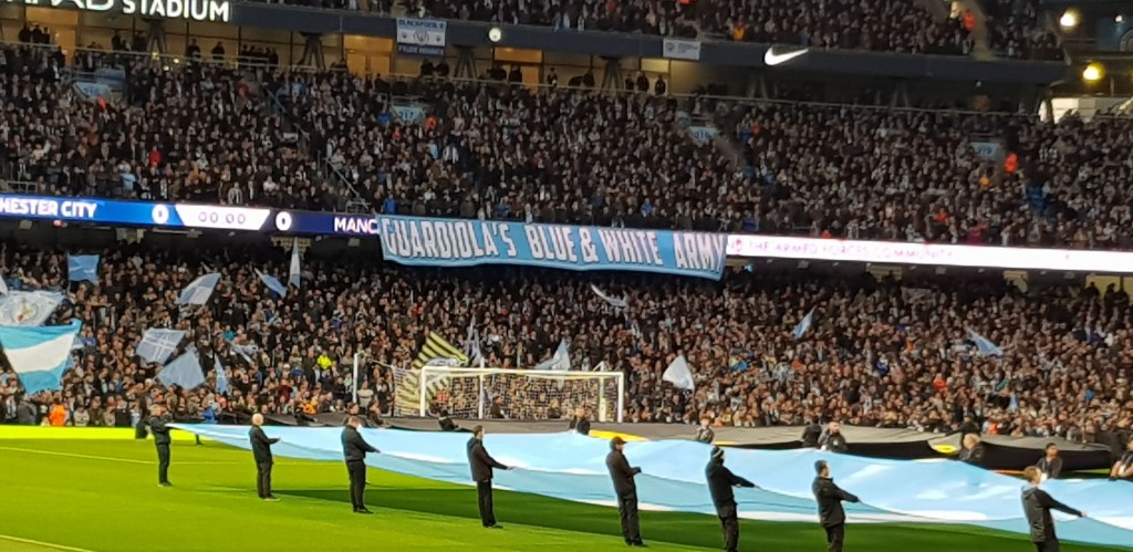 man utd home 2018 to 19 crowd