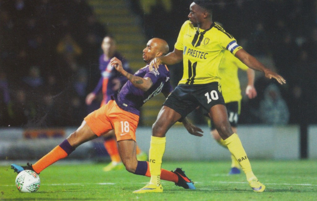 burton away 2018 to 19 action6