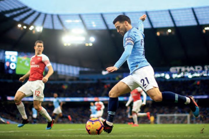 arsenal home 2018 to 19 action3