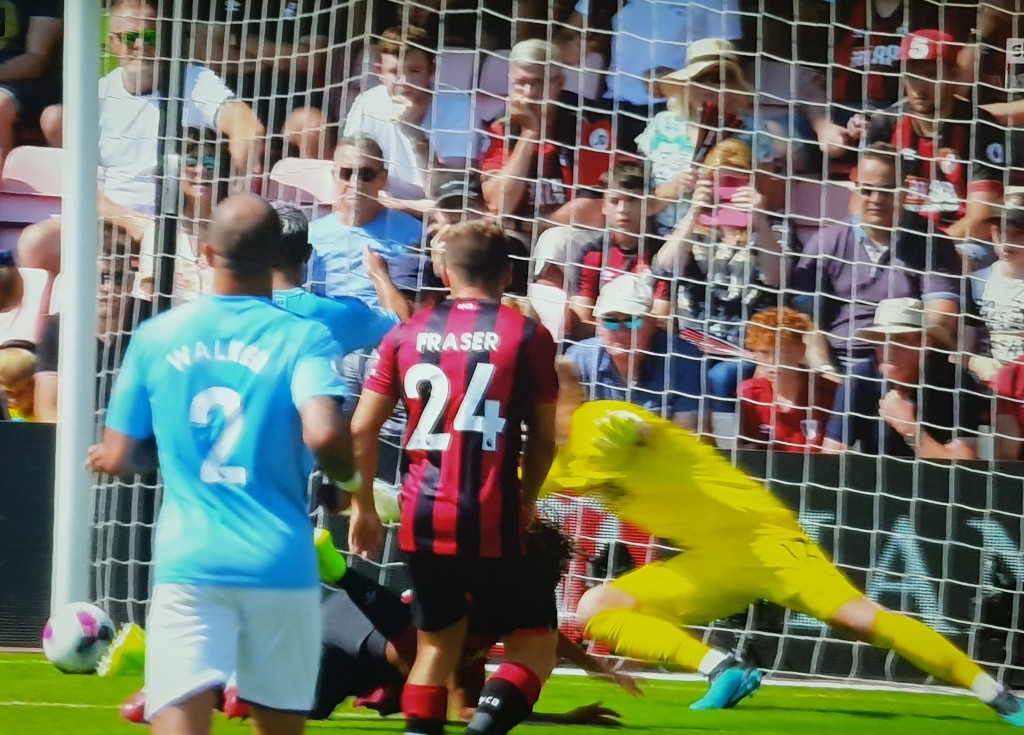 bournemouth away 2019 to 20 first aguero goal2