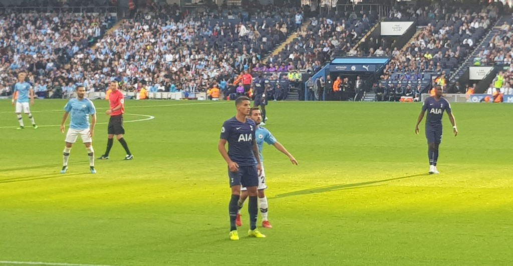 tottenham home 2019 to 20 action4