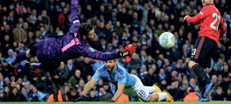 man utd home league cup semi final 2019 to 20 action
